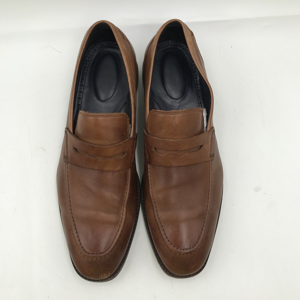 Cole Haan Men display picture 2