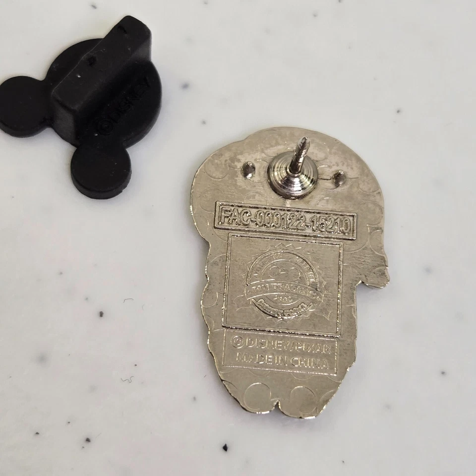 Prendedor Coleccionable Disneyland París Pixar Inside Out Tristeza Azul Parques Disney DLP Foto 4 de 4