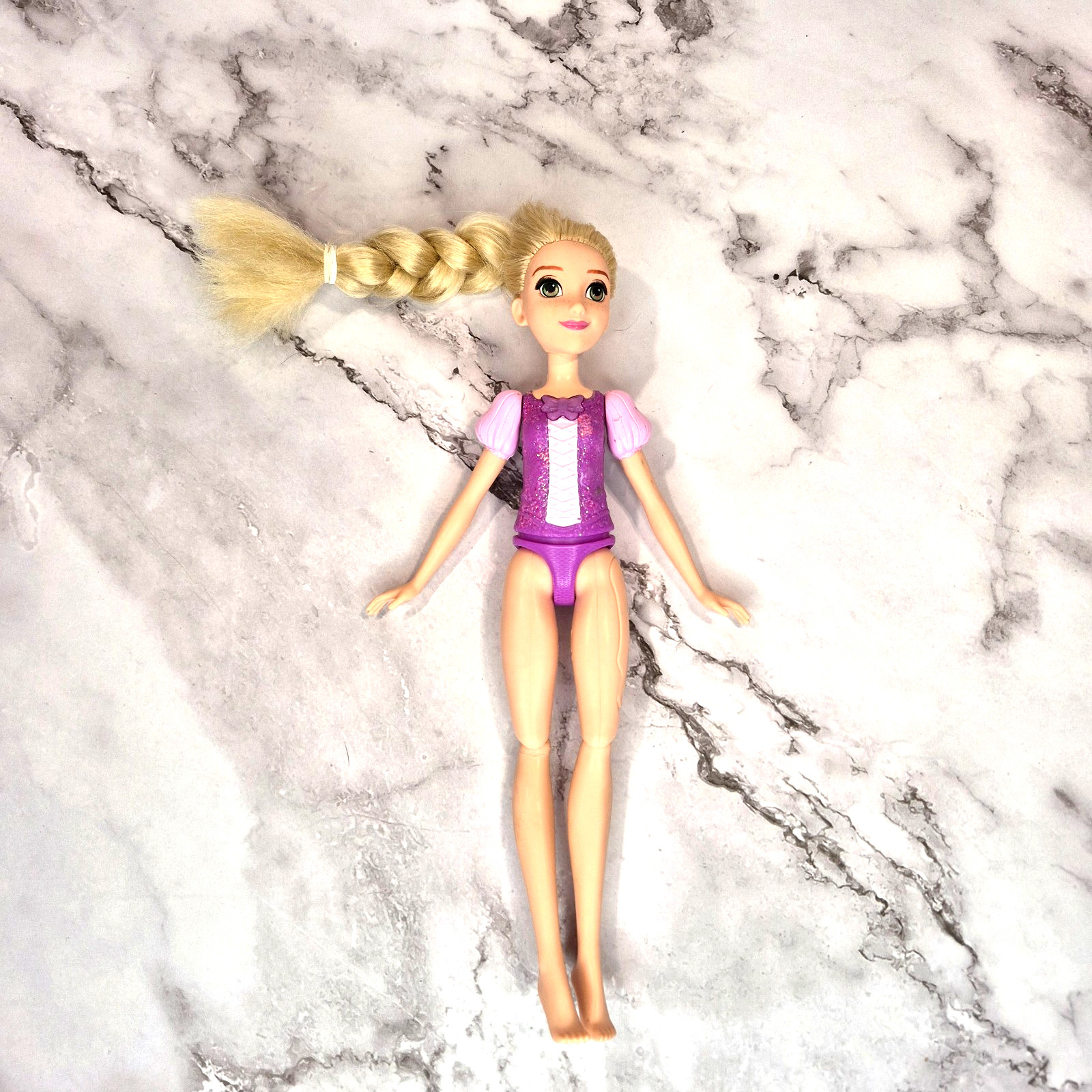 Disney Princess Rapunzel Singing Doll Hasbro 2018 Purple Dress – Missing Crown