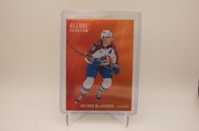 25/26 UD ALLURE NATHAN MACKINNON RED / ORANGE COLOR FLOW INSERT #20