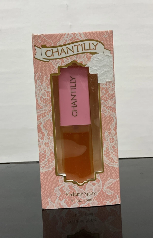 Chantilly Perfume Spray Por Dana Perfumes 0.5 Fl Oz / 15 ml, Como En La Imagen.  Foto 2 de 4