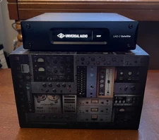 Universal Audio UAD-2 Satellite OCTO Thunderbolt 2