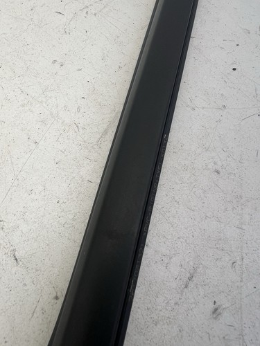 2013-2020 Nissan Pathfinder Rear Right Door Window Weatherstrip Belt Molding OEM - Picture 4 of 6