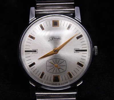 Vintage Herren Armbanduhr Mechanisch Pobeda Zim mit der kleinen Sekunde