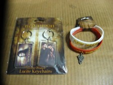 Twilight Saga New Moon Movie 2 Keychains  2 Bracelets W/Charm All are New Neca