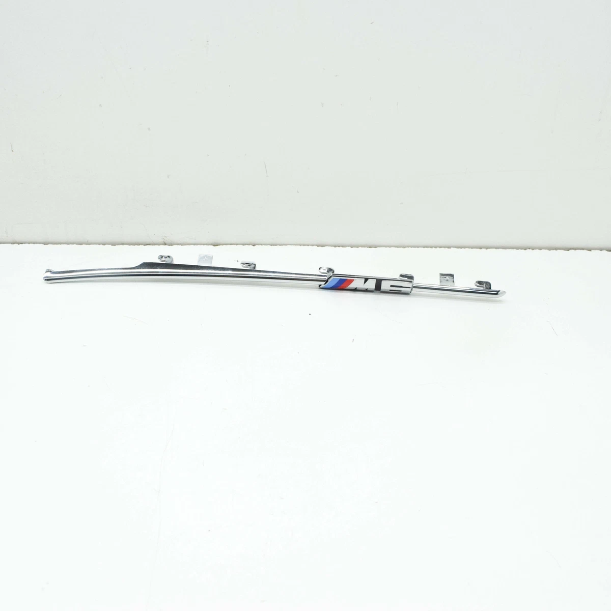 NEW BMW 6 M6 E63 LEFT WING FENDER M6 BADGE 51137906525 7906525 