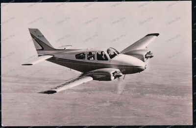 Foto-AK-Beechcraft model 55 Baron N93774Y U.S.A-Flugzeug-airplane-
