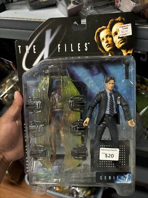 Set of 6 X-Files Action Figures Series 1 Agent Fox Mulder  The X-Files Action Figure Set display picture 1