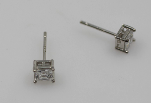 925 sterling silver small sparkle clear stud princess cut stone earrings posts - Picture 4 of 6