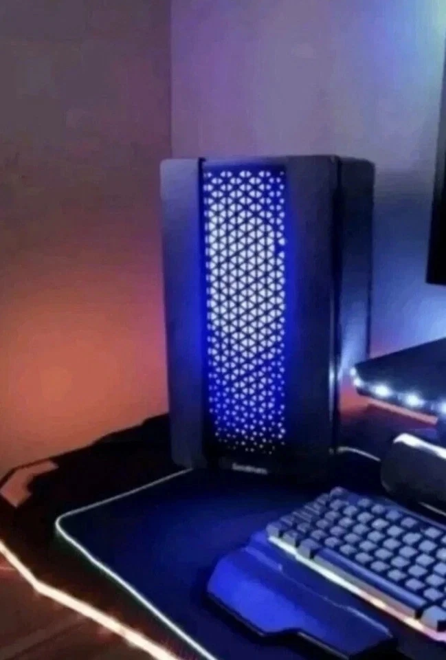 10L Goodmans Elite LED Colour Changing Gaming Fridge Cooler Man Cave Wid Remote - Image 2 of 2