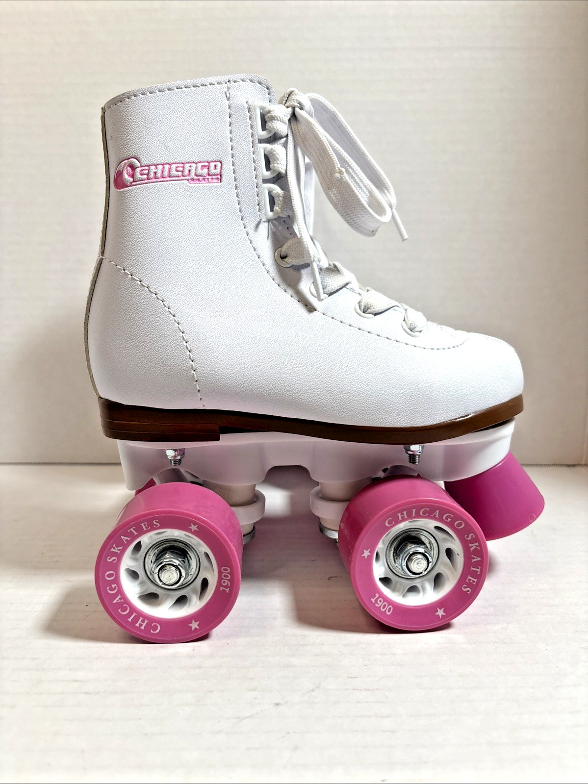 Girls Roller Skates - White Youth Quad 1900 - Size J10