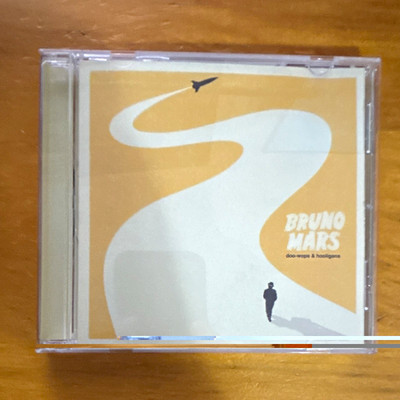 Bruno Mars Doo-Wops & Hooligans CD