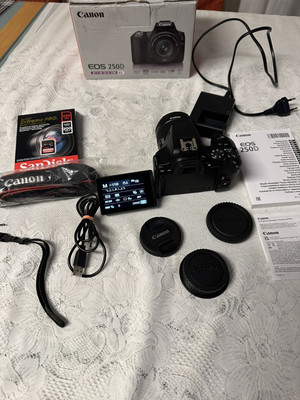Canon EOS 250D 21,4MP Digitalkamera - Schwarz (Kit mit  EF-S 18-55mm IS STM...