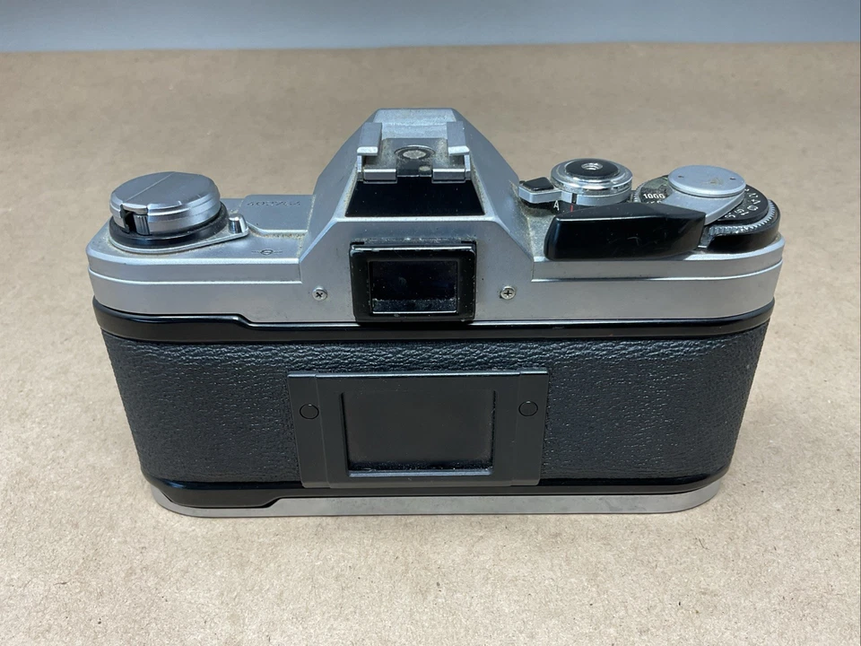 Cuerpo de cámara réflex Canon AT-1 35 mm de colección Japón enfoque manual película fotografía Foto 2 de 3