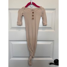 14.Caden Lane Oatmeal Waffle Knit Knotted Baby Gown Henley Mitten Cuffs 7-14lbs