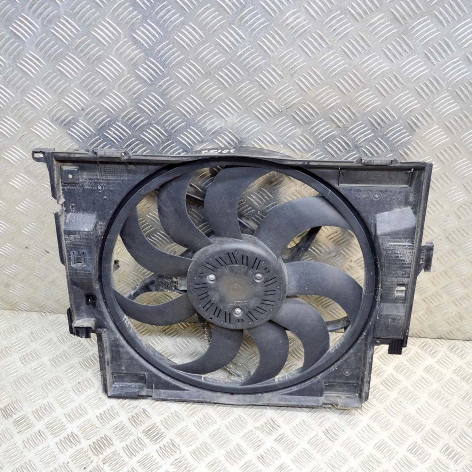 BMW 3 F30 335D XDRIVE Engine Cooling Radiator Fan 8621193 8616317 230 KW 2014 Foto 2 de 4