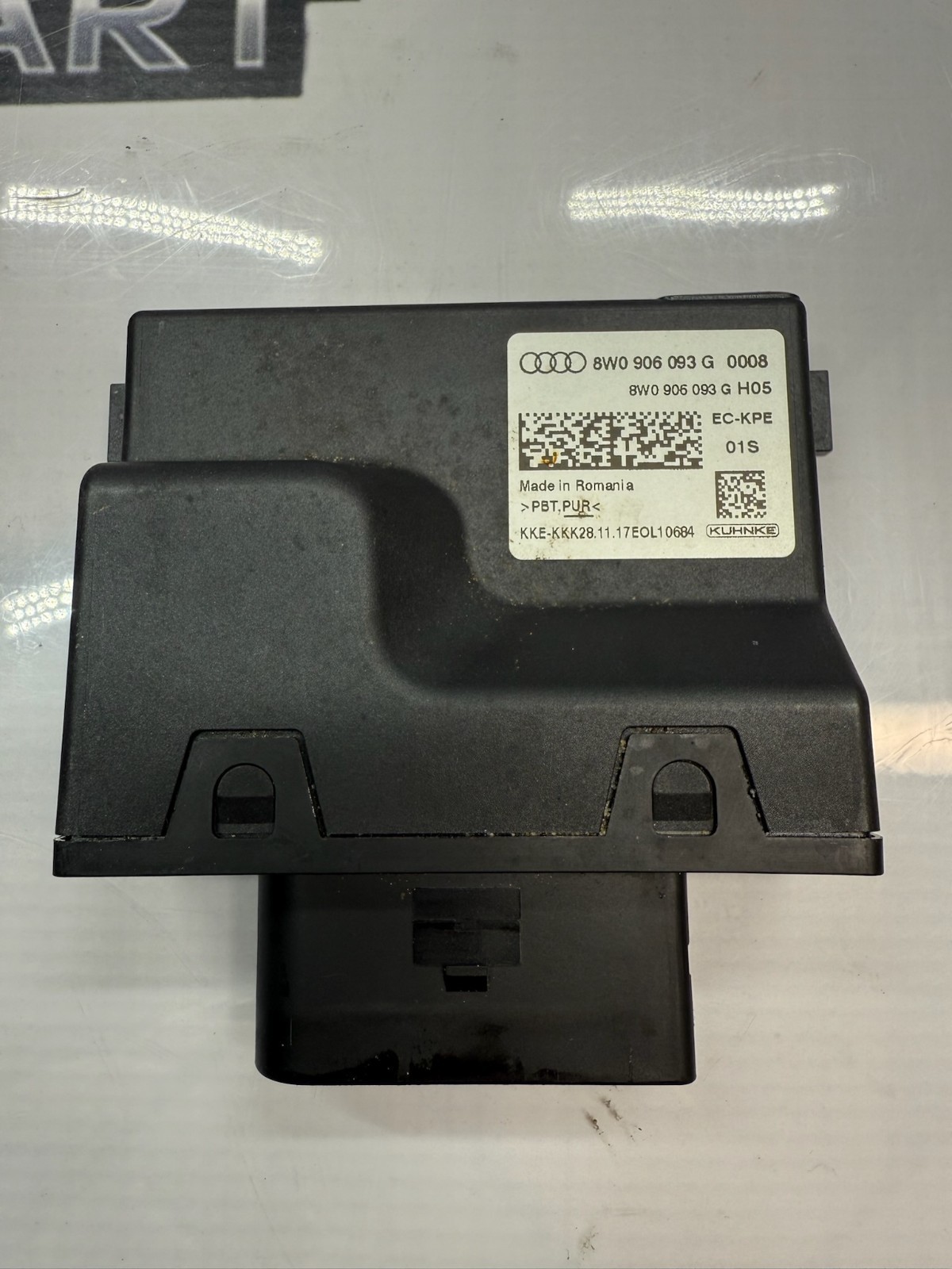 2017-2019 AUDI A4 FUEL GAS PUMP CONTROL MODULE UNIT OEM 8W0906093G