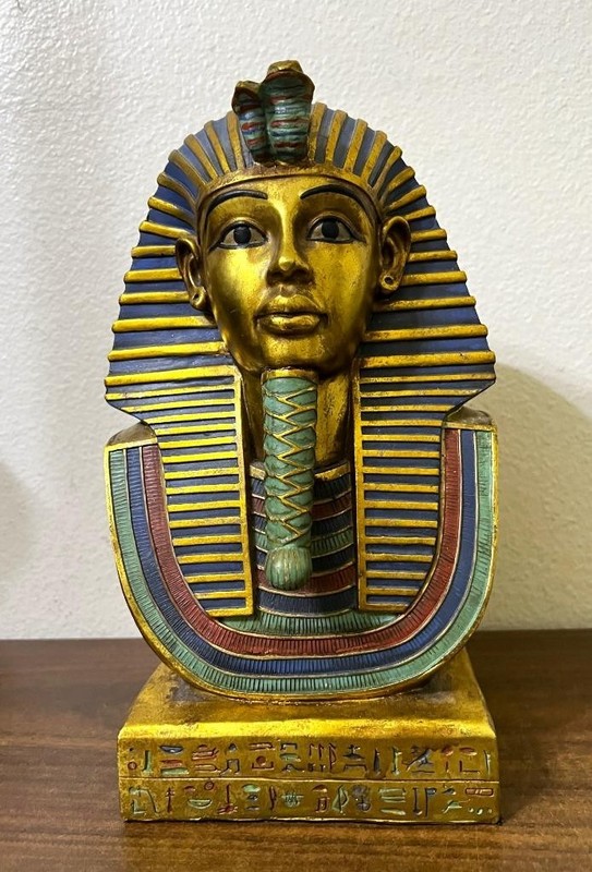 EGYPTIAN HEAD OF PHARAOH KING TUT TUTANKHAMUN ON BASE WITH HEIROGLYPHS12"x6"
