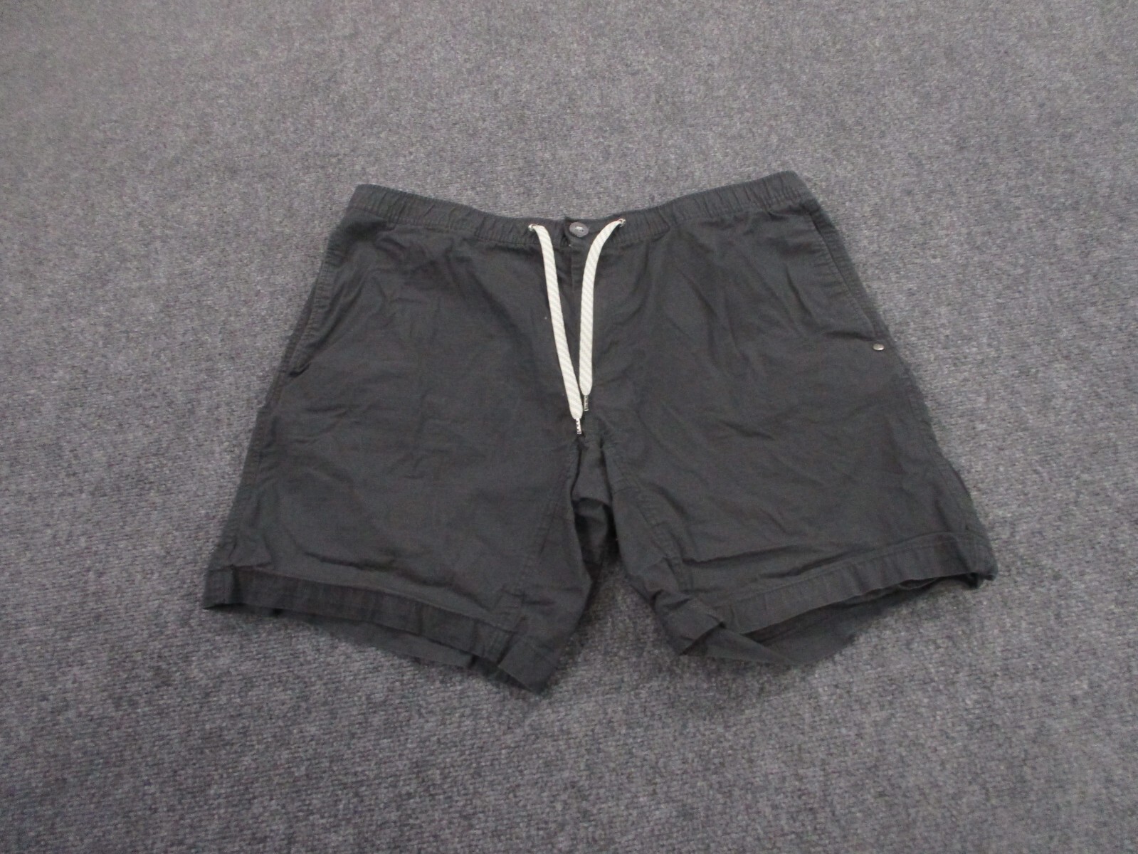 Vuori Mens 2XL Canvas Ripstop Cargo Shorts for Work Hiking Climbing V370