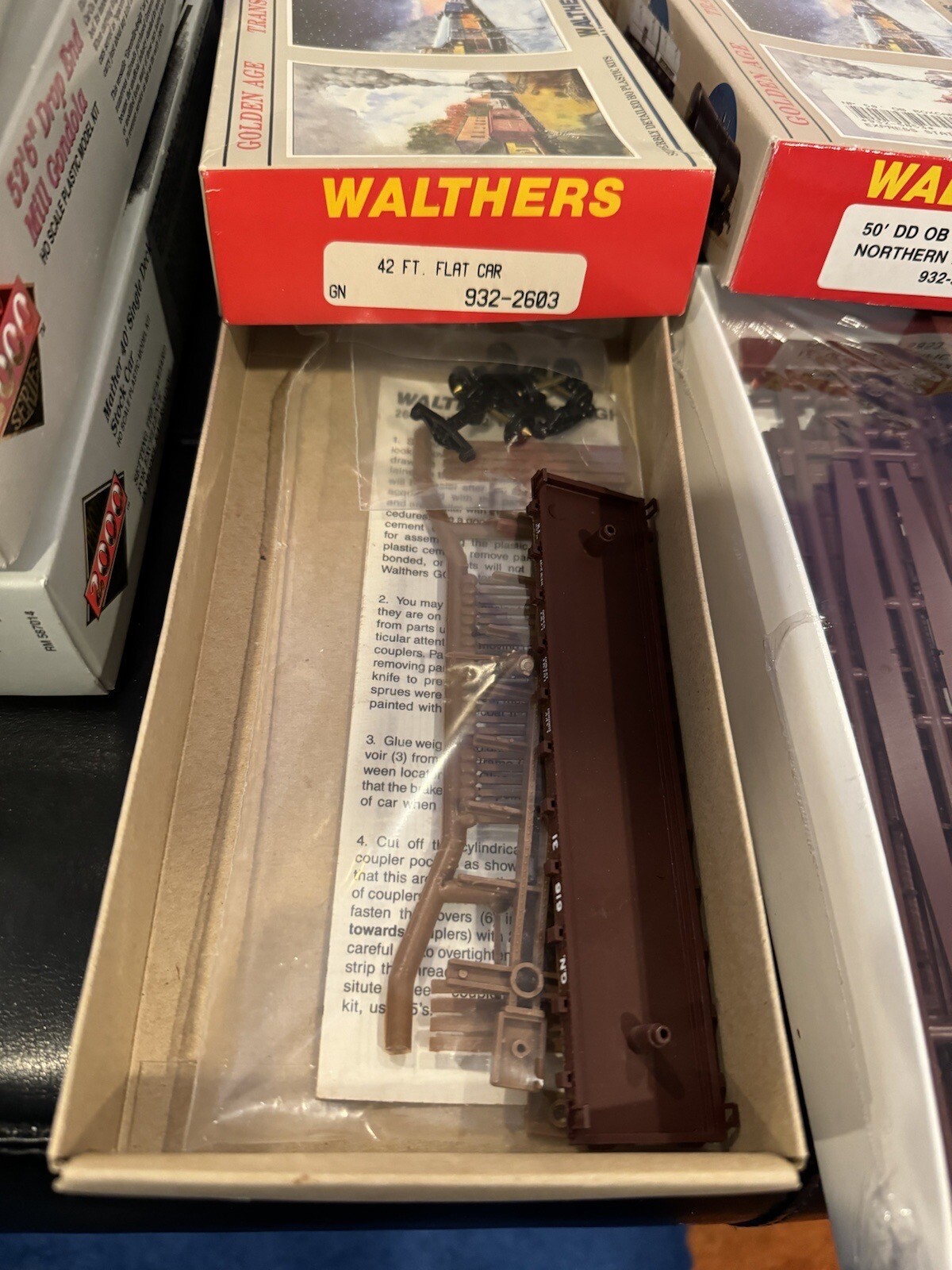 HO Train Lot WALTHERS, Proto 2000 & Accurail NORTHERN PACIFIC BOX CARS