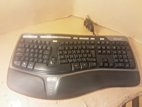 Microsoft Natural Ergonomic Keyboard 4000 Original Kabelgebunden USB UK Tastatur - Bild 2 von 6