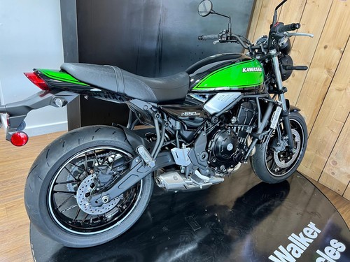 Kawasaki Z650 RS 2025 Brand New! FREE UK DELIVERY! 0% HP and 5.9% APR PCP - Picture 10 of 10