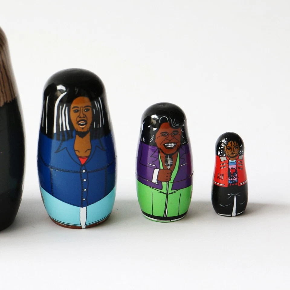 Muñecas matrioska de leyendas de la música Iggy, Ozzy Osbourne, Bob Marley, JB, Michael Jackson Foto 3 de 4