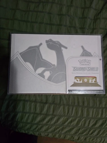 Nintendo Pokémon TCG Sword & Shield Ultra Premium Collection Box - 16 Packs