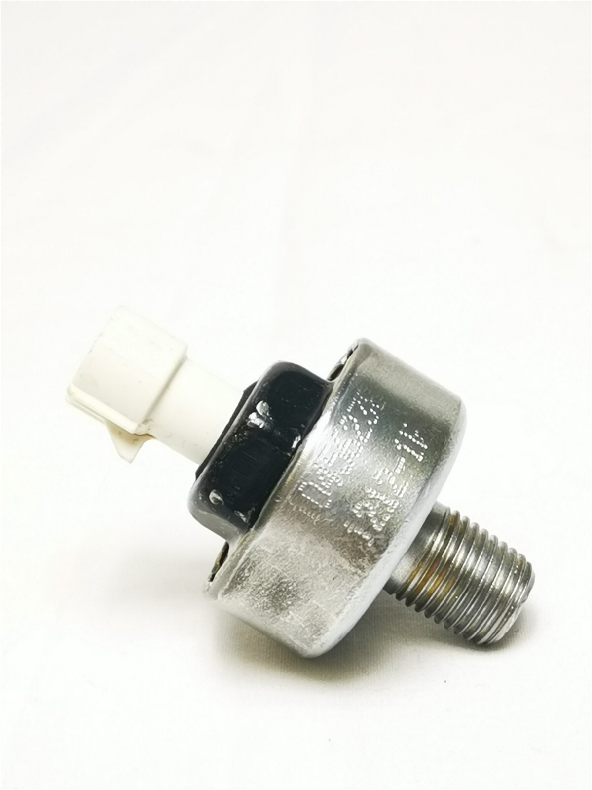 OEM GM 10456238 Knock Sensor 96-05 Impala Lumina Malibu Monte Carlo Venture V-6