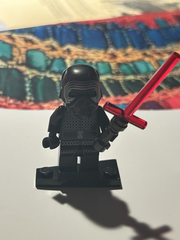 kylo ren minifigure