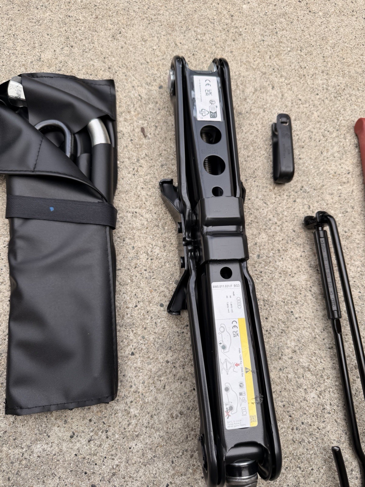 2023 2024 2025 2026 Audi A5 S5 RS5 Sportback Emergency Trunk Spare Jack Tool OEM