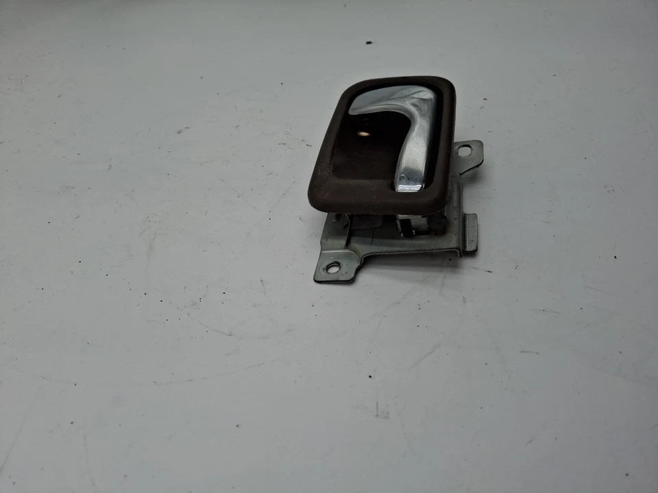 INNERER GRIFF VORNE LINKS / 1711967 FÜR MITSUBISHI MONTERO V20/V40 2500 TD GLX - Image 4 of 4