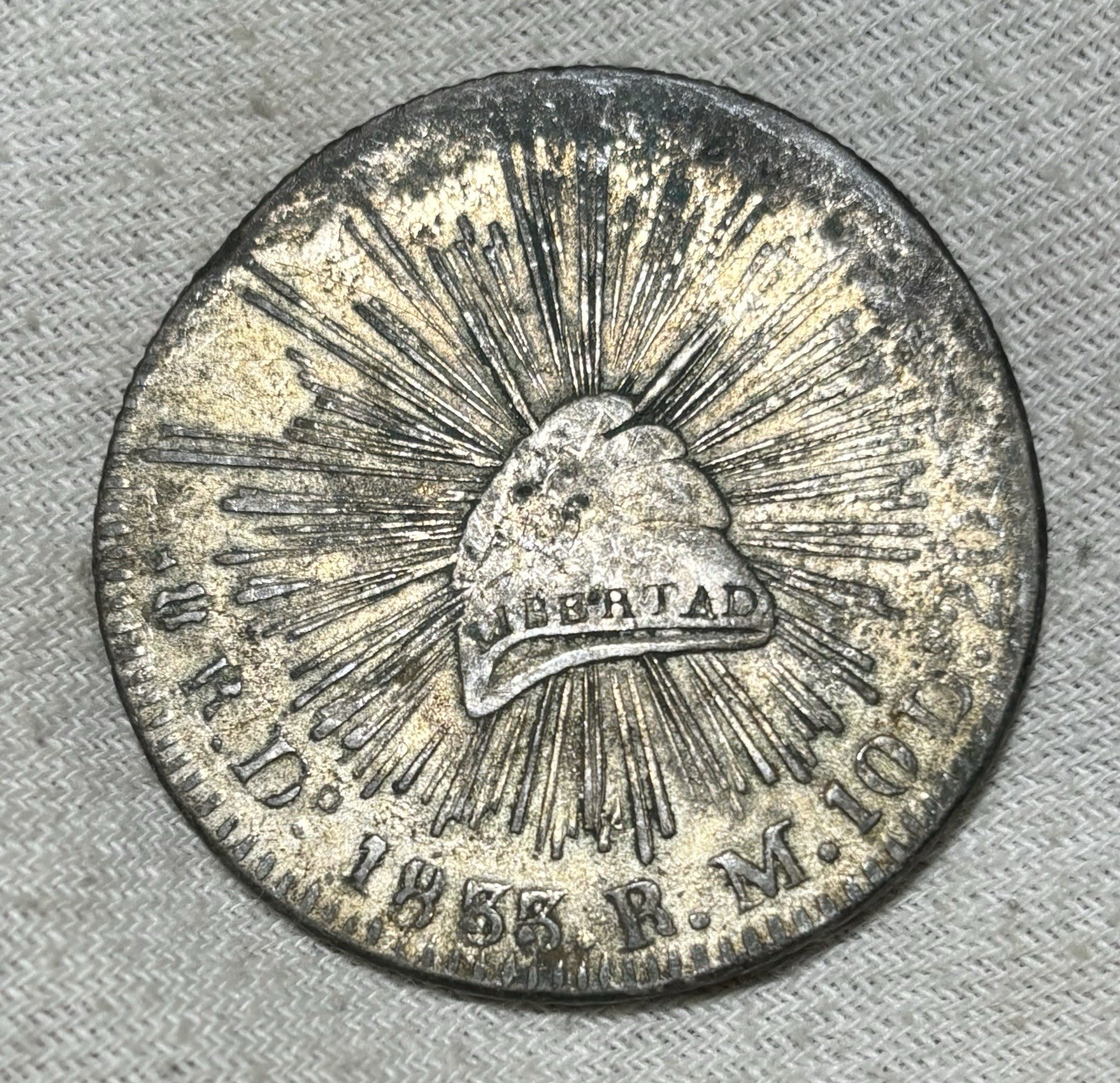 Foto 1 di 5