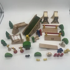 Brio wooden Rare 1980s Vintage Trees & Accessories VG Condition Elevator