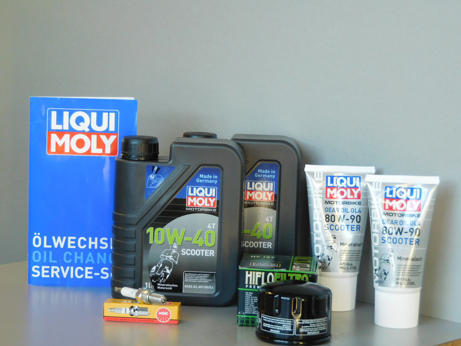 Maintenance Set Malaguti Spidermax 500 Oil Filter Spark Plug Service Inspection
