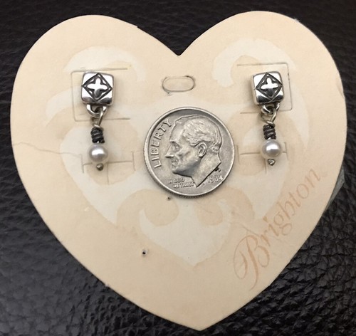 Brighton Princess Diana Pearl Earrings Studs Silver Plated. #205 - Picture 3 of 4