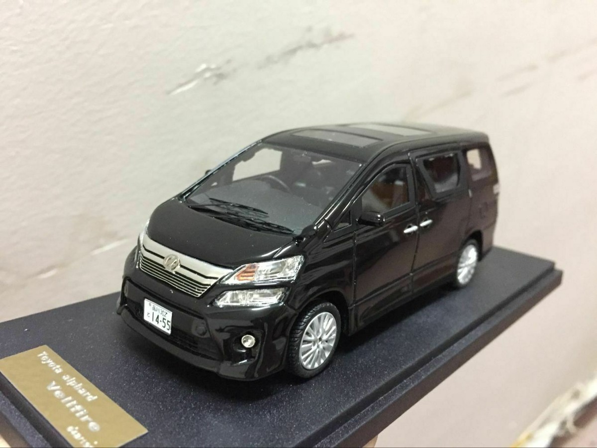 Toyota Alphard Vellfire V6 Black 1/43 Scale Resin Model Car