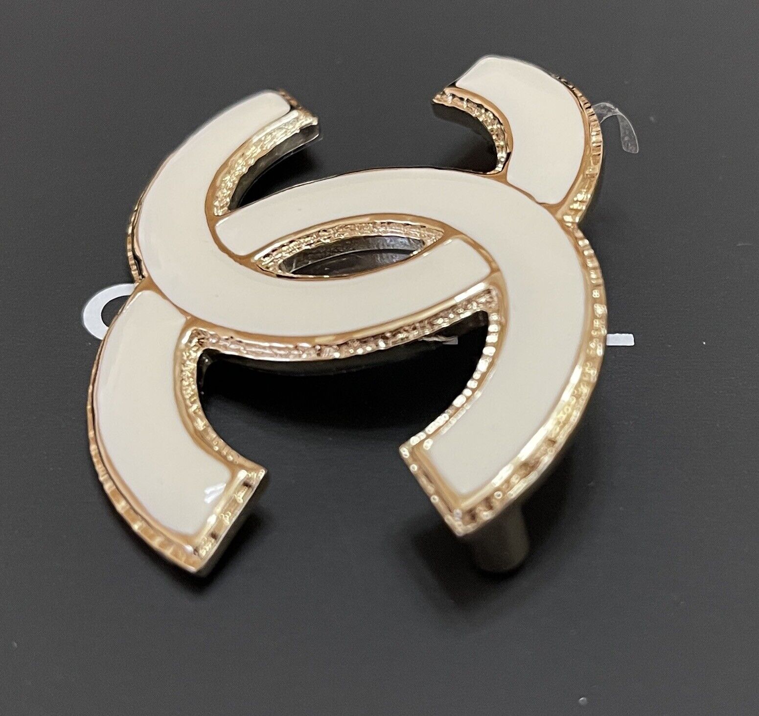 BNIB Authentic CHANEL Large White Enamel CC Logo Gold Tone-Metal Brooch Pin  22A