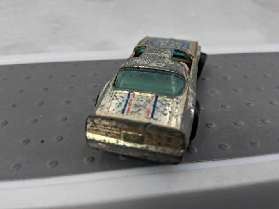 Hot Wheels Gold Ones Hot Bird Pontiac Firebird Trans Am Gold Die Cast Hong Kong - Image 4 of 4