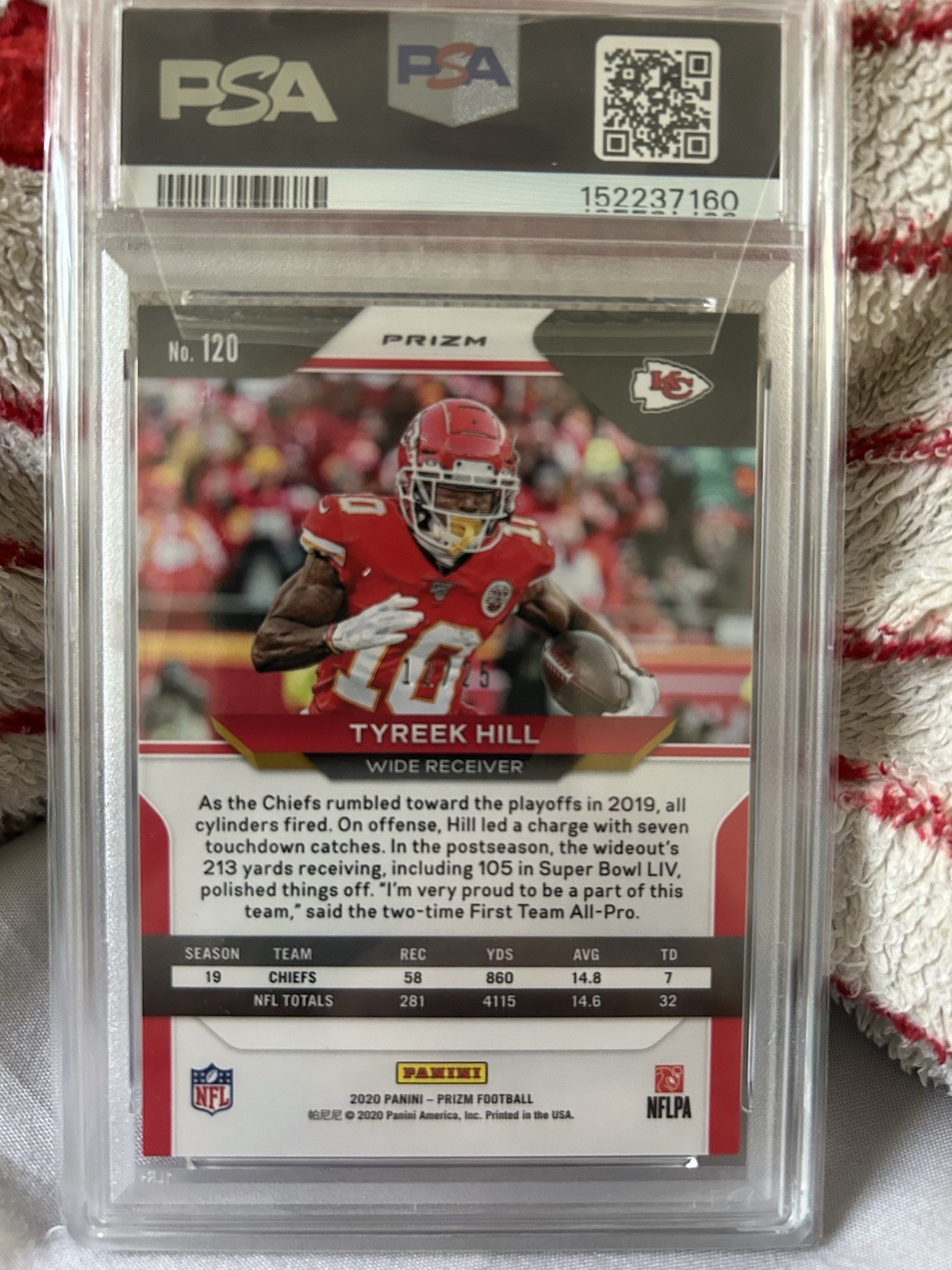 2020 Panini Prizm Blue Shimmer 12/25 Tyreek Hill  PSA 10 view 2