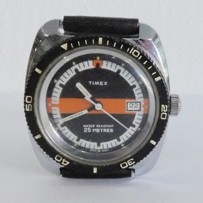 Vintage Timex Armbanduhr HAU 27671 02577 schwarz-orange 25m Datum Handaufzug