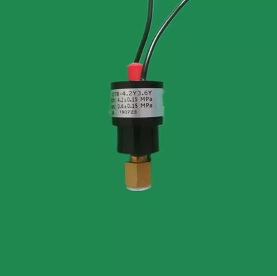 1Pcs New For Air conditioner R410A manual reset pressure switch YK-M078-4.2Y3.6Y