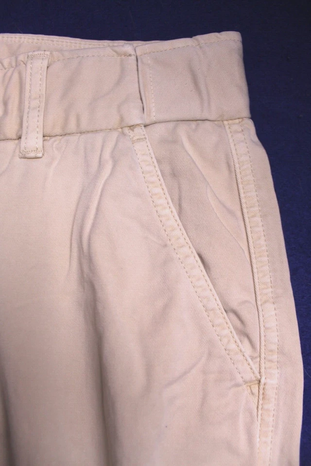 BERMUDAS COLDWATER CREEK DAMAS SHORTS talla 12p beige plisado delantero tiro alto Foto 2 de 4