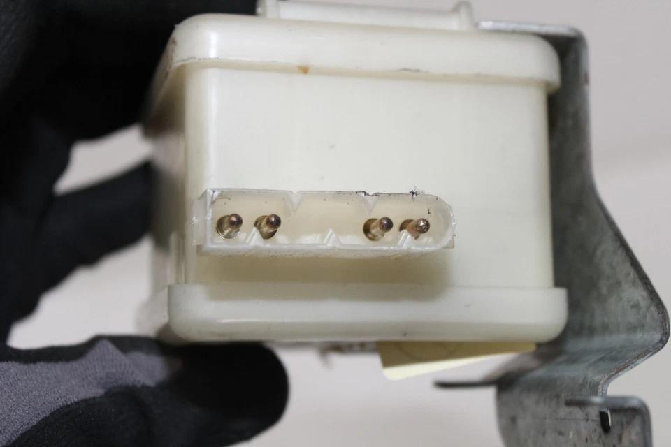 Mercedes R170 SLK230 1999-2004 unidad de módulo de remolque antirrobo K337 Foto 3 de 4