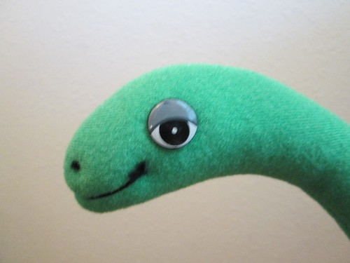 1987 B&A Vintage Dinosaur Green Brontosaurus Dino Stuffed Animal 26" with Tag - Picture 3 of 20