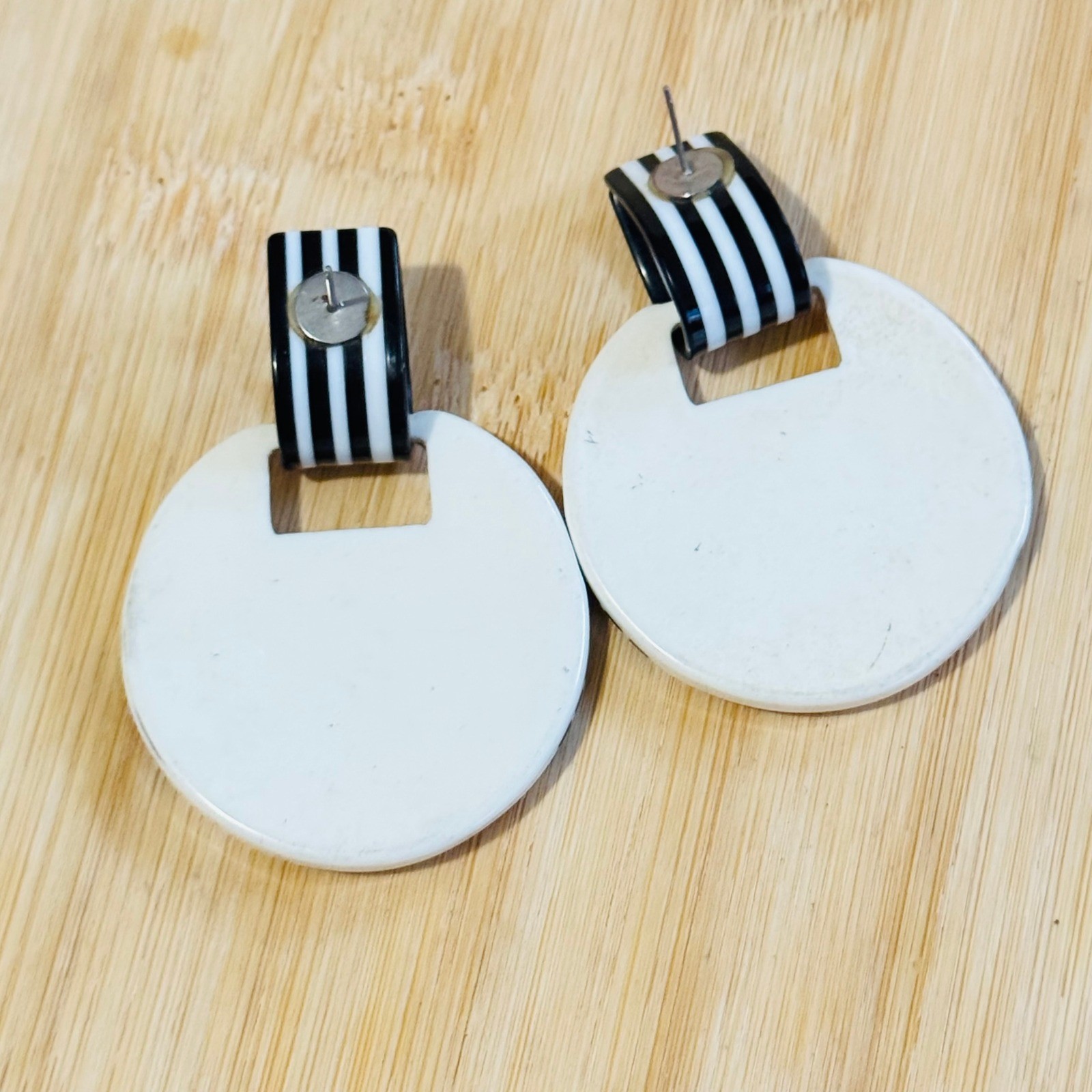 VTG Mod Earrings statement retro dangle Lucite st… - image 5