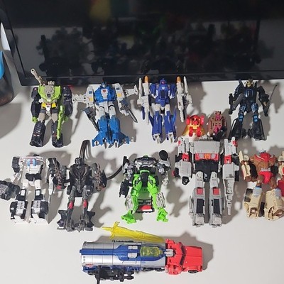 Hasbro Transformers Lot of 12