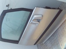 Porte arrière et accessoires Peugeot 1007