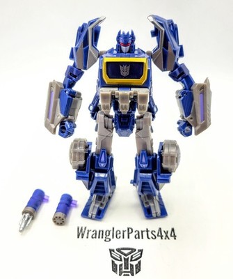 Transformers 2010 Generations Cybertronian Soundwave Deluxe Class Fig Complete