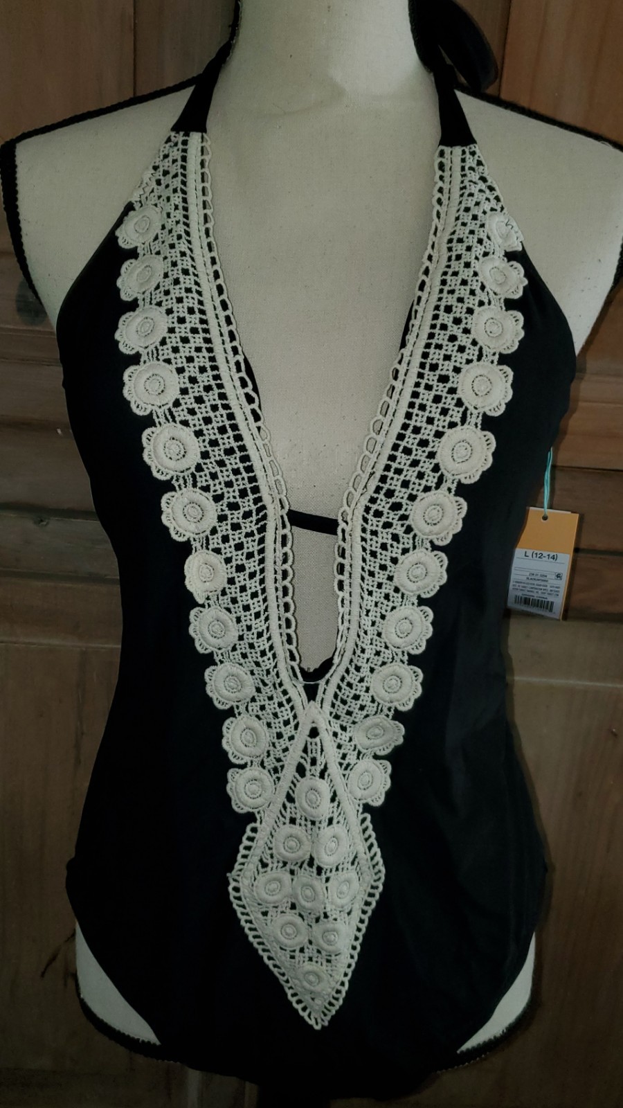 Picture 1 of 3